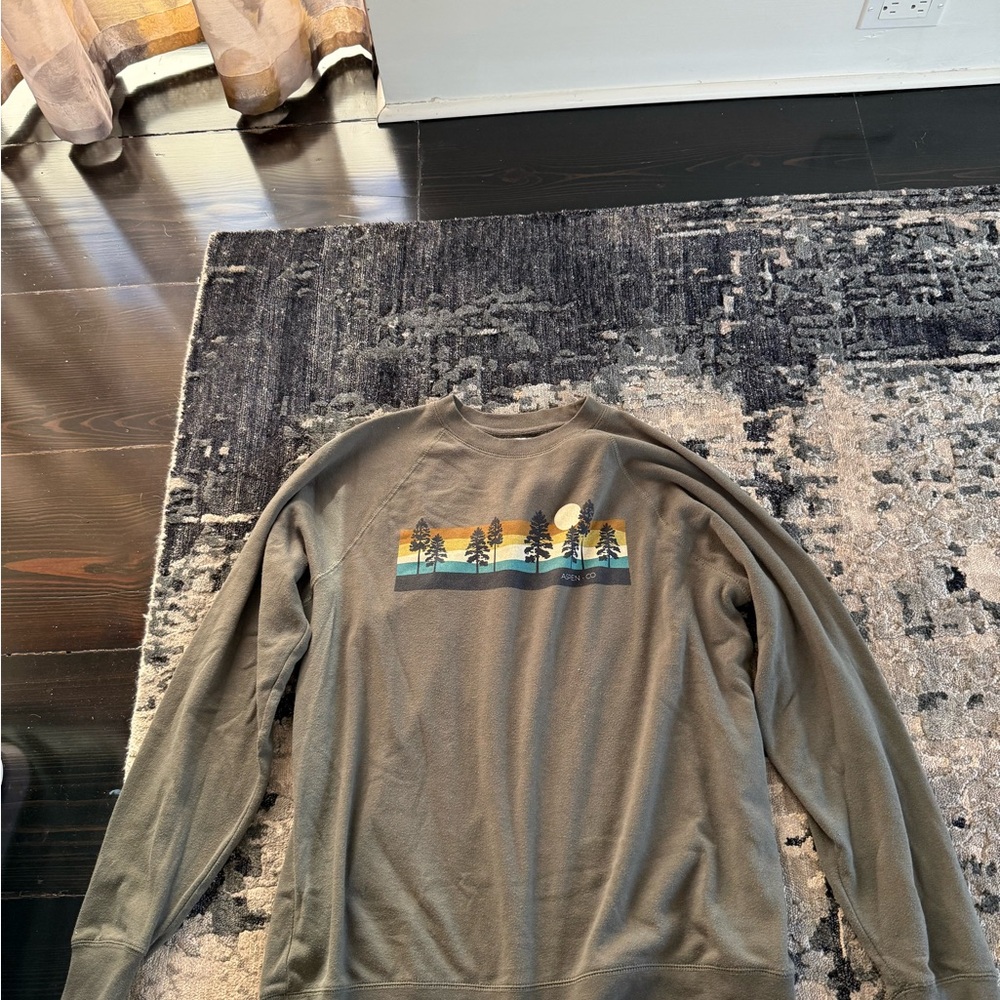 Olive Green Crewneck Sweatshirt with Sunset Tree Graphic